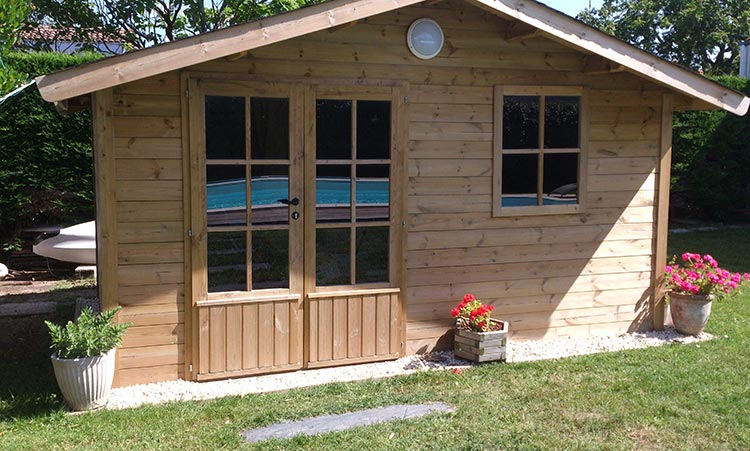 cote-et-jardins-paysagiste-pornic-abri-de-jardin-pour-piscine