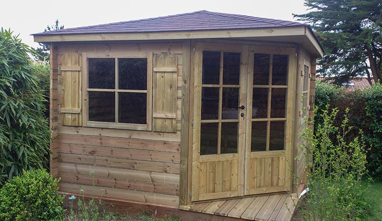 cote-et-jardins-paysagiste-pornic-cabane-de-jardin-sur-mesure