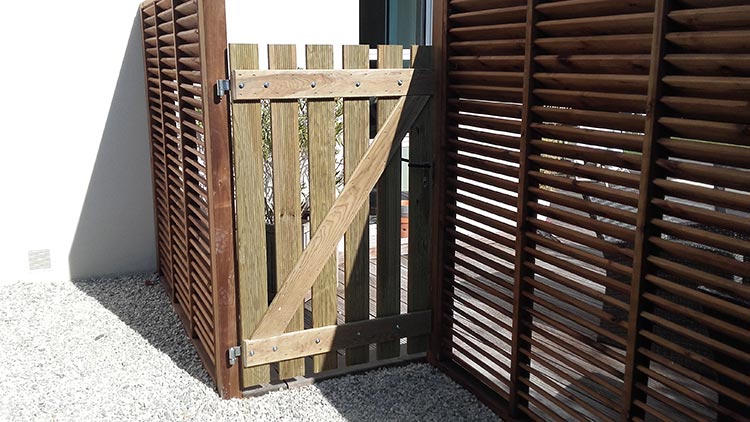 cote-et-jardins-paysagiste-pornic-portillon-etbrise-vue-persienne-privatisation-terrasse