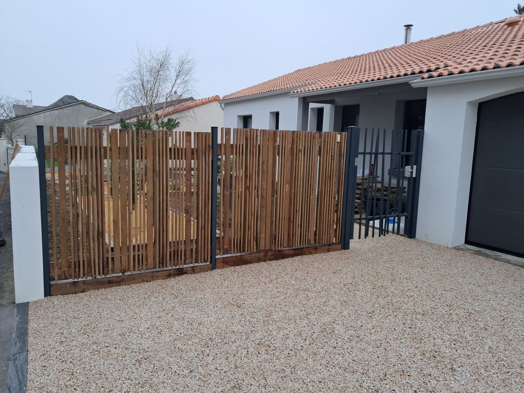 Aménagement accés et clôture en bois