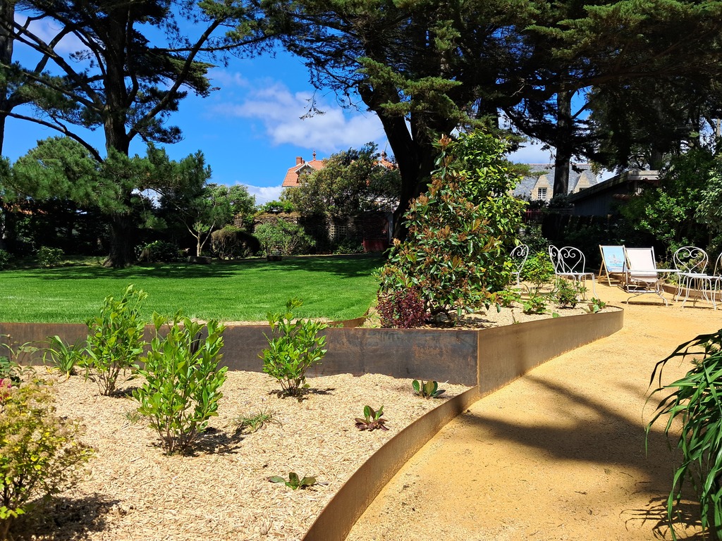 Bordure acier Corten